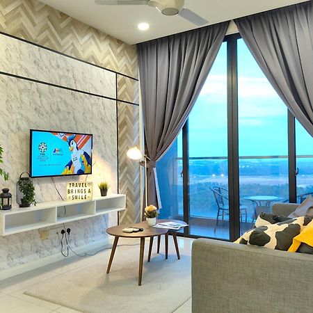 Medini D'Pristine, 3 Min Walk To Legoland, Netflix By Hint Homestay Nusajaya  Bagian luar foto