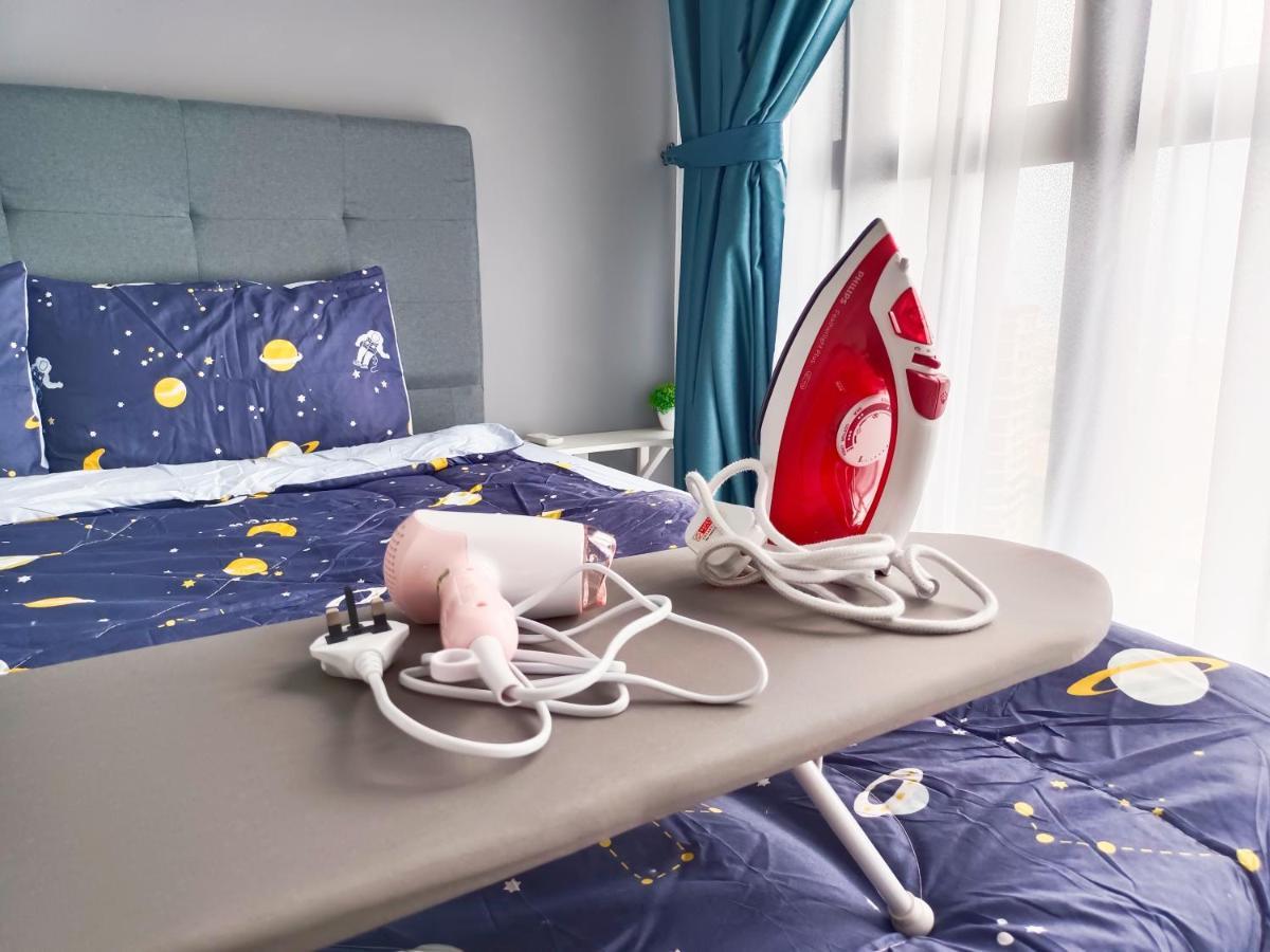 Medini D'Pristine, 3 Min Walk To Legoland, Netflix By Hint Homestay Nusajaya  Bagian luar foto
