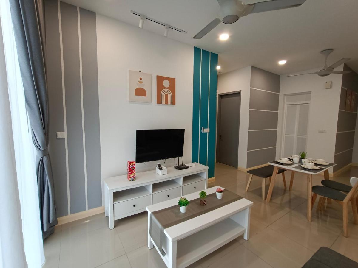 Medini D'Pristine, 3 Min Walk To Legoland, Netflix By Hint Homestay Nusajaya  Bagian luar foto