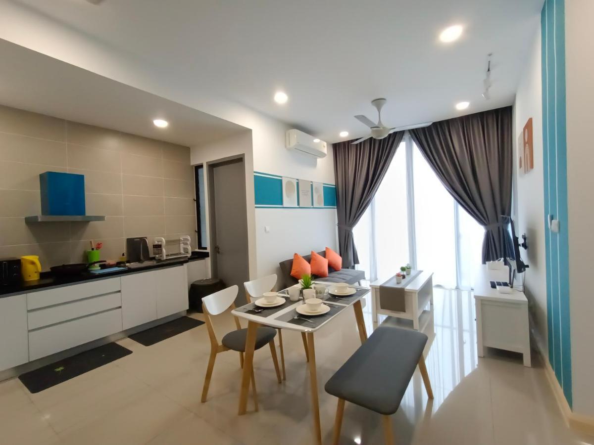 Medini D'Pristine, 3 Min Walk To Legoland, Netflix By Hint Homestay Nusajaya  Bagian luar foto
