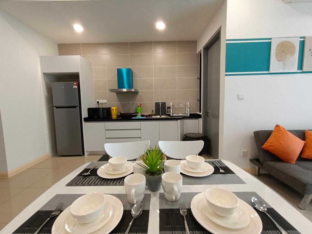 Medini D'Pristine, 3 Min Walk To Legoland, Netflix By Hint Homestay Nusajaya  Bagian luar foto