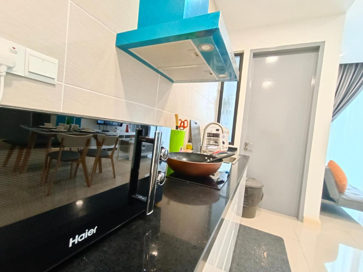 Medini D'Pristine, 3 Min Walk To Legoland, Netflix By Hint Homestay Nusajaya  Bagian luar foto
