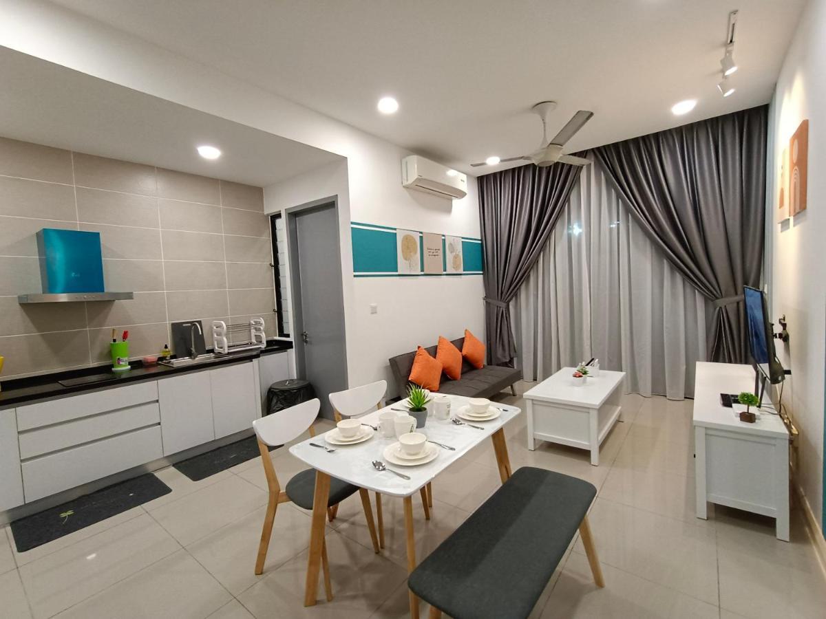 Medini D'Pristine, 3 Min Walk To Legoland, Netflix By Hint Homestay Nusajaya  Bagian luar foto