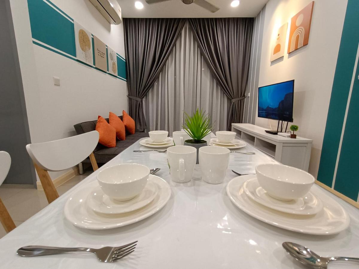 Medini D'Pristine, 3 Min Walk To Legoland, Netflix By Hint Homestay Nusajaya  Bagian luar foto